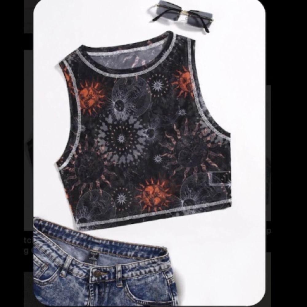 3/$15 🌞 
Sun and Moon Mesh Graphic Cami